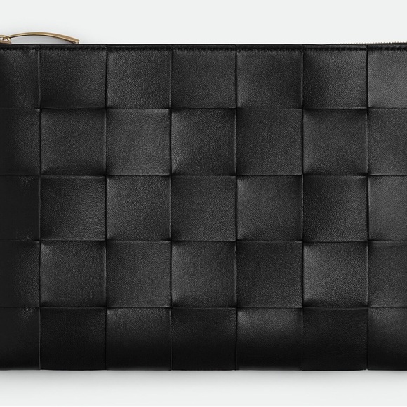Bottega Veneta Medium Cassette Flat Pouch, Black! - Picture 12 of 13
